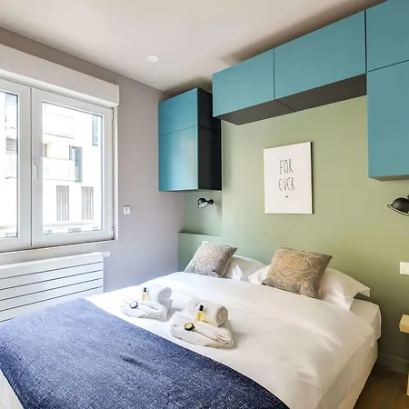 Apartament Modern And Airy Flat Sleeps 4