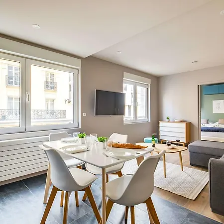 Apartament Modern And Airy Flat Sleeps 4 *
