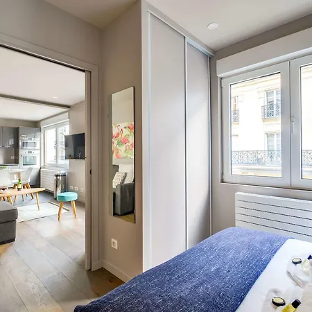 Modern And Airy Flat Sleeps 4 Apartament Paryż